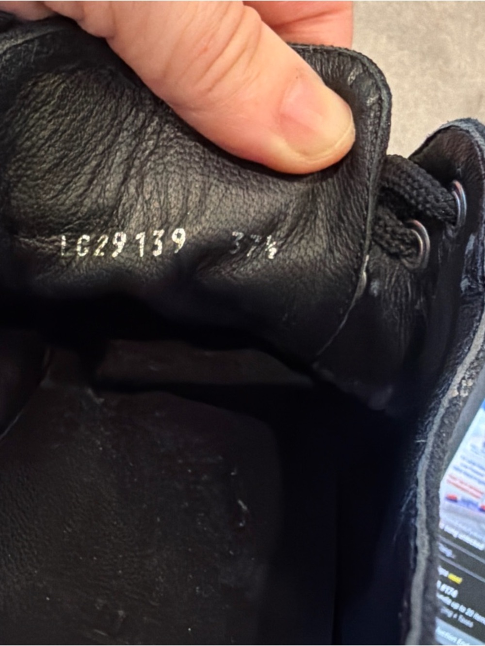 Chanel Navy & White canvas logo Sneakers 
EU 37.5 US 7.5 - Picture 11 of 15